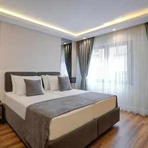 **** Otel Depiero Karaköy Türkiye